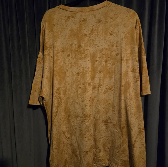 New tee shirt size 2x color gold print - Picture 4 of 6